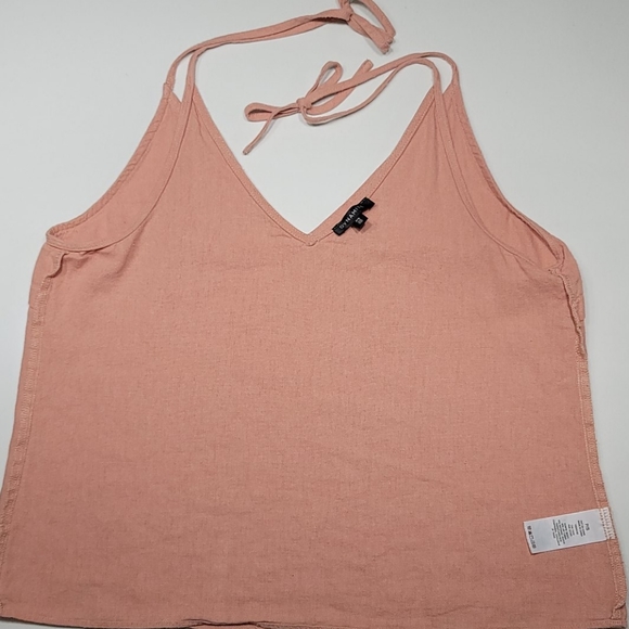 V-Neckline Tank Top, Size Small - Picture 4 of 5